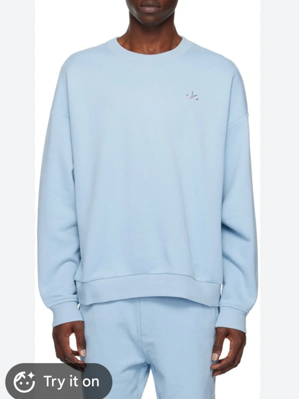 Alo Yoga Women’s Accolade Crewneck Sweatshirt Sky Blue Medium